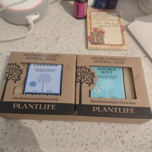 NWT Aromatherapy Herbal Soap